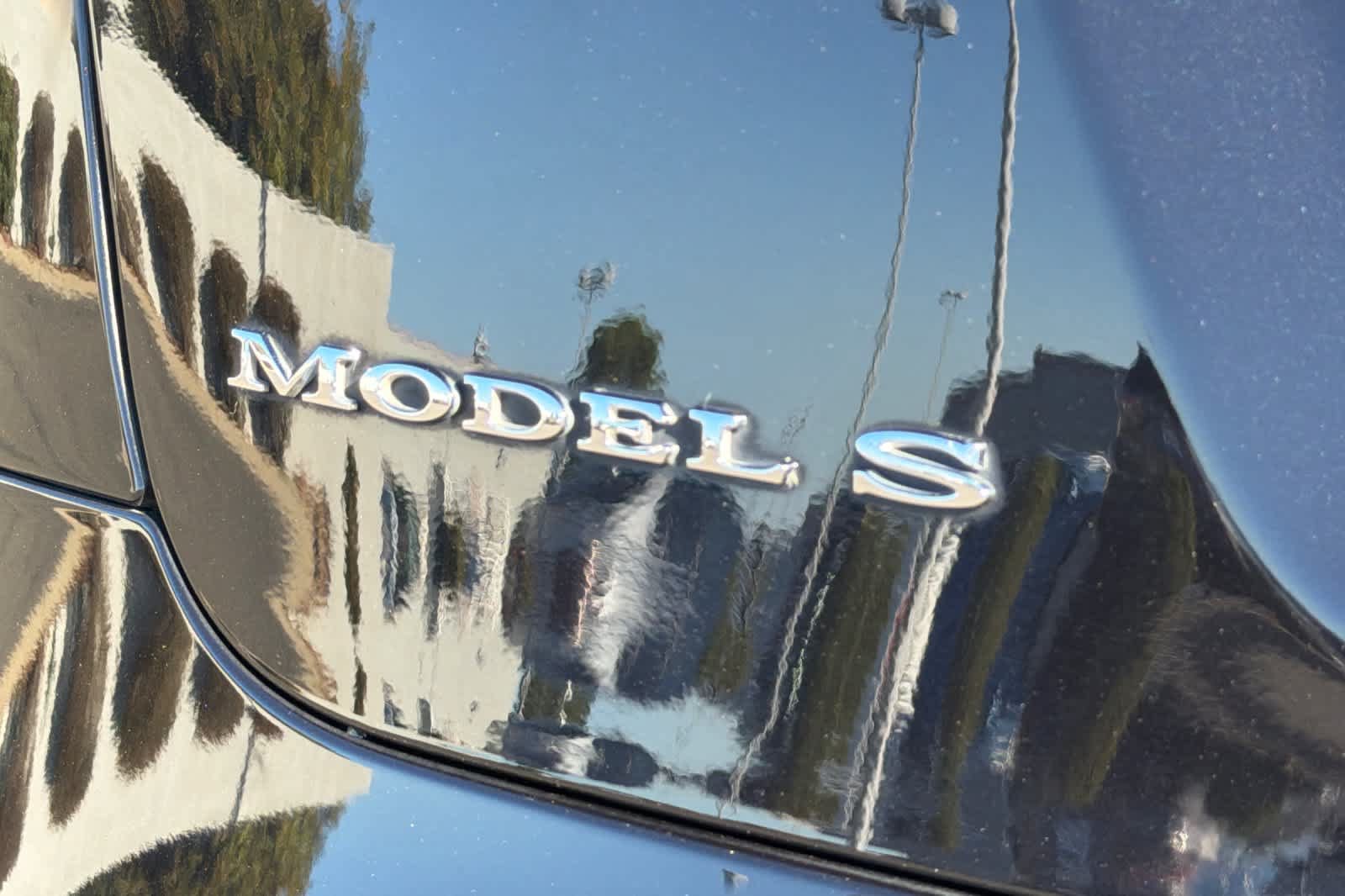 Used 2017 Tesla Model S AWD image 32