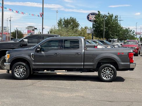 Used 2017 Ford F250 Lariat w/ Lariat Ultimate Package AWD/4WD image 2