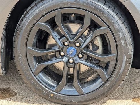 Used 2019 Ford Fusion SE w/ Equipment Group 151A image 10