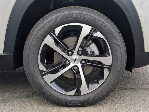 New 2026 Chevrolet Trax RS image 6