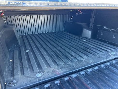 Used 2022 Toyota Tacoma SR5 image 9