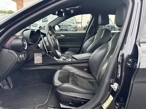 Used 2019 Alfa Romeo Giulia Quadrifoglio w/ Driver Assist Dynamic Package RWD image 23