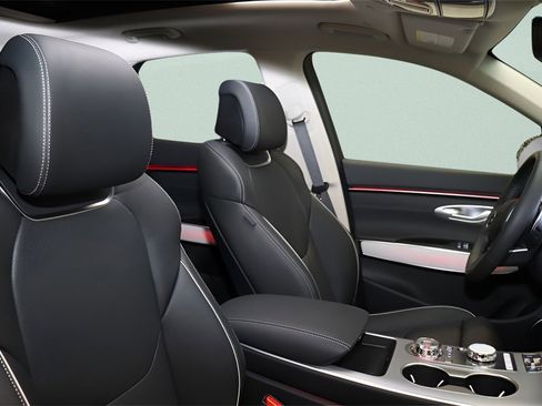 New 2026 Genesis GV70 2.5T Advanced image 13