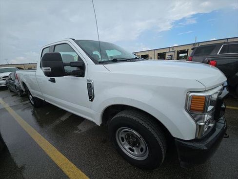 Used 2020 Ford F250 XL w/ Power Equipment Group RWD image 4
