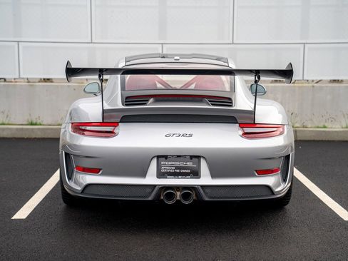Used 2019 Porsche 911 GT3 RS image 7