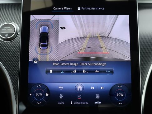 New 2025 Mercedes-Benz C 300 4MATIC Sedan image 16