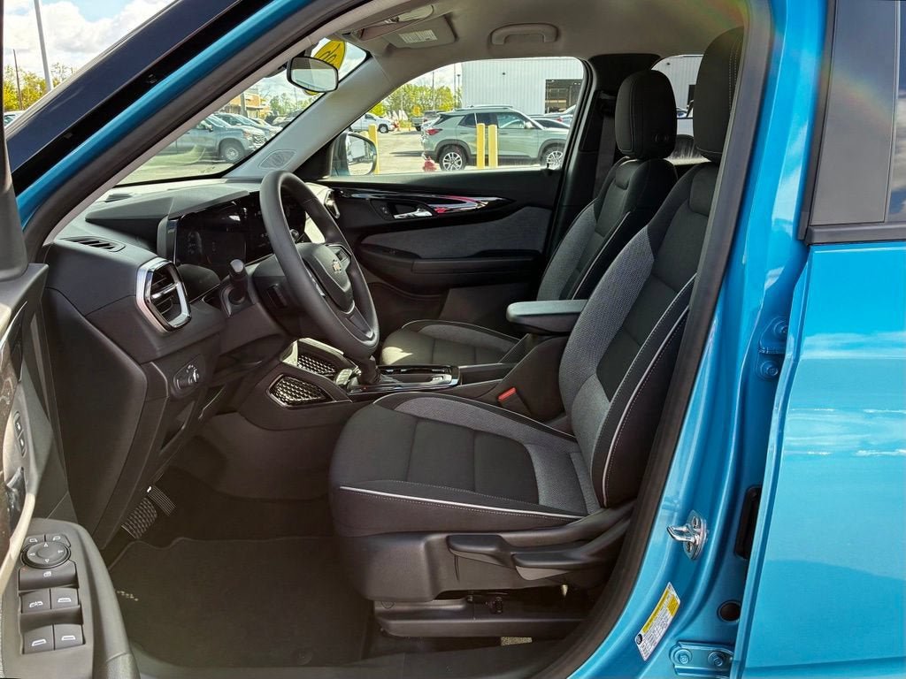 New 2026 Chevrolet TrailBlazer LS w/ LS Convenience Package AWD/4WD image 5