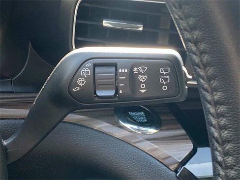 Used 2023 Ford Explorer Limited w/ Equipment Group 301A image 23