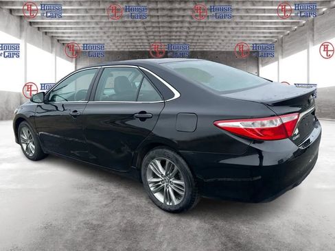 Used 2015 Toyota Camry SE image 7