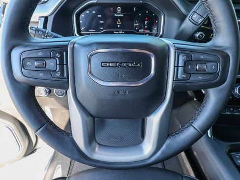 Used 2025 GMC Sierra 3500 Denali w/ Denali Reserve Package AWD/4WD image 17