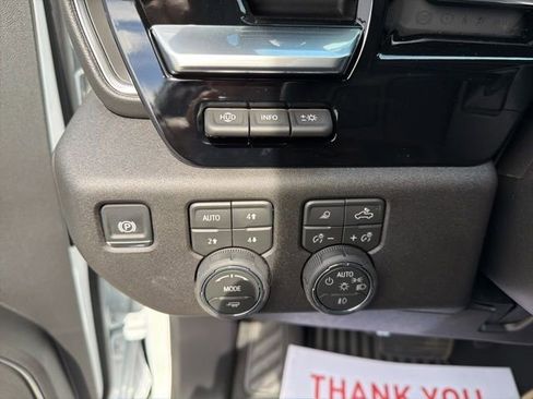New 2026 Chevrolet Silverado 3500 LTZ w/ LTZ Convenience Package AWD/4WD image 31