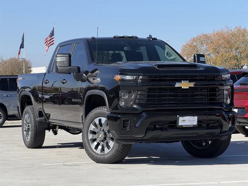 New 2026 Chevrolet Silverado 2500 Custom w/ Custom Value Package image 2