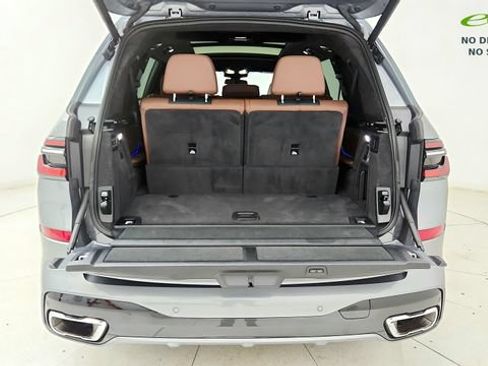 Used 2026 BMW X7 xDrive40i AWD/4WD image 27