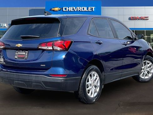 Used 2023 Chevrolet Equinox LS AWD/4WD image 6