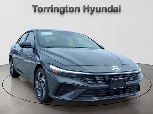 New 2025 Hyundai Elantra Sport image 1