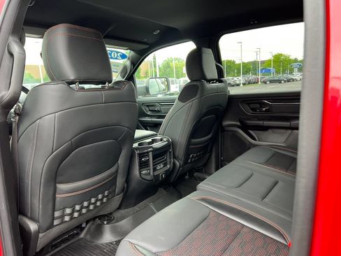 Used 2022 RAM 1500 Big Horn w/ Built-to-serve Edition AWD/4WD image 41