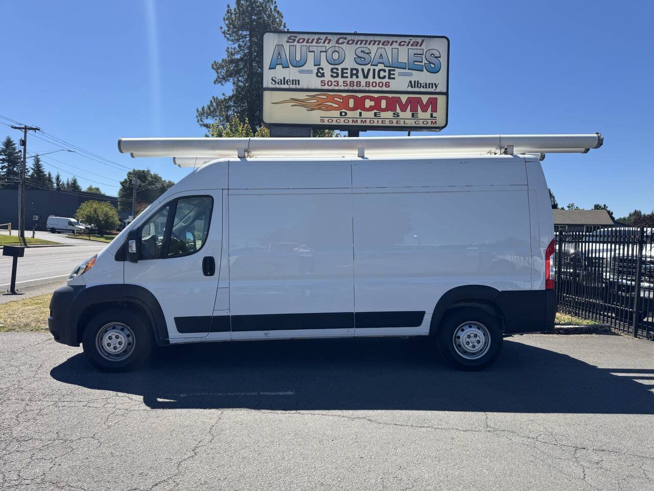 Used 2019 RAM ProMaster 2500 FWD image 2