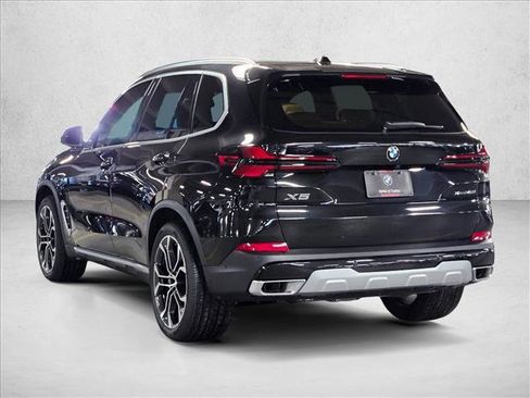 New 2026 BMW X5 xDrive40i w/ Climate Comfort Package image 7