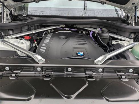 New 2026 BMW X5 xDrive40i w/ Premium Package image 18