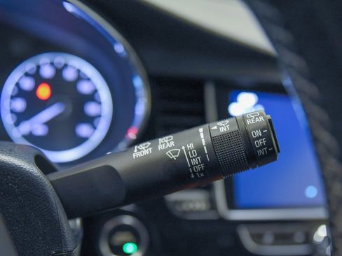 Used 2021 Buick Encore Preferred image 21