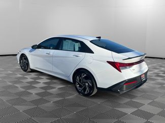 Certified 2025 Hyundai Elantra SEL FWD video 3