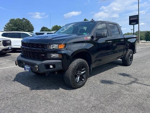 Used 2021 Chevrolet Silverado 1500 Custom Trail Boss w/ Safety Confidence Package AWD/4WD image 3