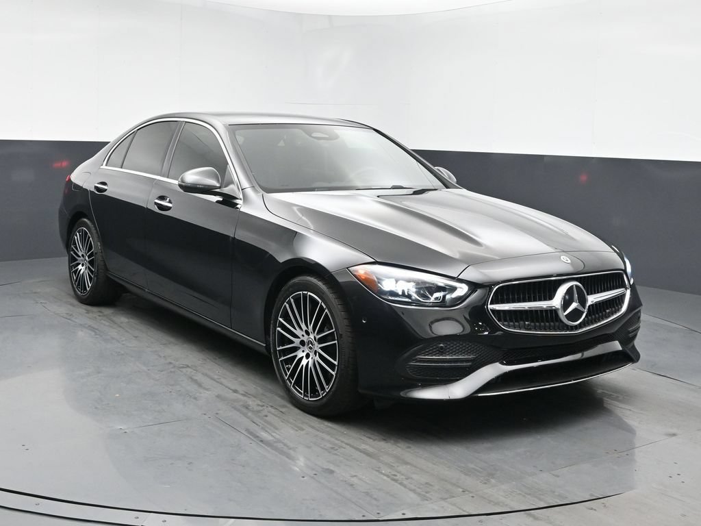Used 2025 Mercedes-Benz C 300 4MATIC Sedan image 2