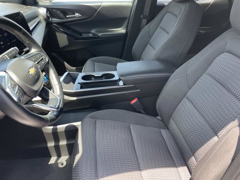 Used 2025 Chevrolet Equinox LT FWD image 20