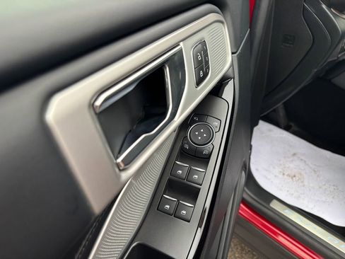 Used 2022 Ford Explorer Platinum w/ Equipment Group 601A image 16