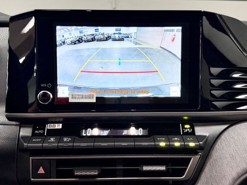 Used 2026 Toyota Camry LE FWD image 32