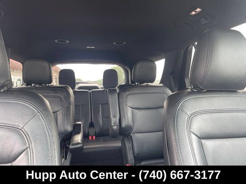 Used 2020 Ford Explorer XLT w/ Comfort Package AWD/4WD image 16