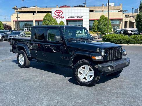 Used 2022 Jeep Gladiator Sport AWD/4WD image 2
