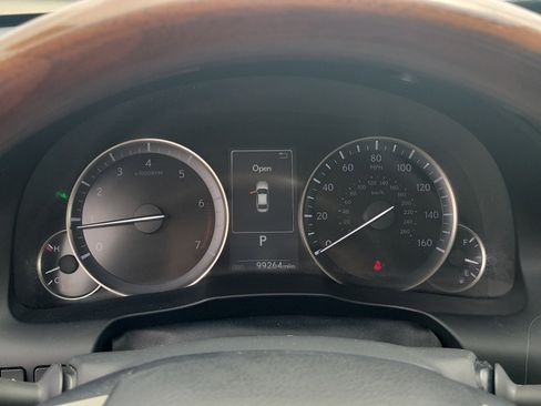 Used 2018 Lexus ES 350 w/ Luxury Package w/Wood Trim FWD image 25