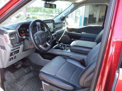 Used 2021 Ford F150 Lariat w/ Equipment Group 502A High AWD/4WD image 2