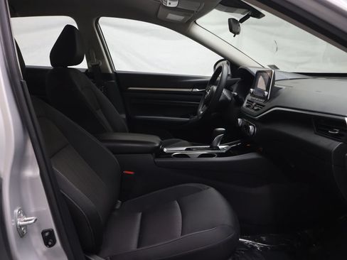 Used 2021 Nissan Altima 2.5 SV AWD/4WD image 9