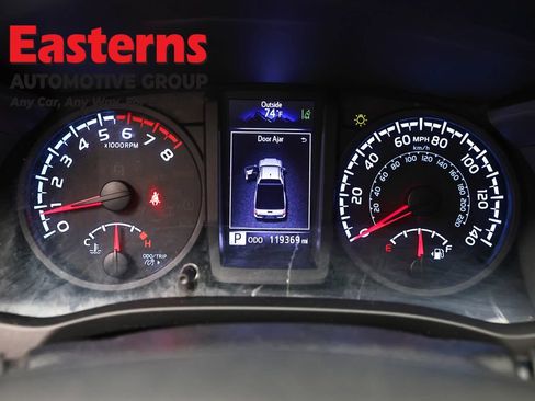 Used 2019 Toyota Tacoma SR RWD image 18