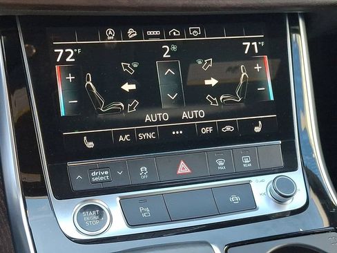 Used 2021 Audi Q8 Premium AWD/4WD image 20