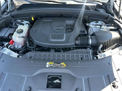 Used 2022 Jeep Grand Cherokee Summit RWD image 8