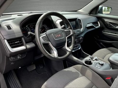 Used 2024 GMC Terrain SLE w/ Driver Convenience Package AWD/4WD image 16