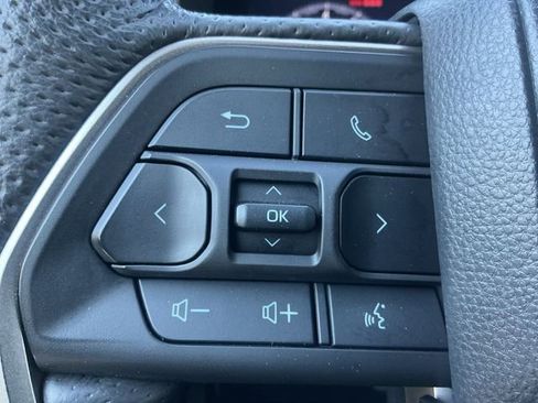 Certified 2024 Toyota Tacoma TRD Off-Road w/ TRD Off Road Upgrade Package AWD/4WD image 19