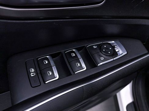 Used 2023 Kia Sorento EX FWD image 16