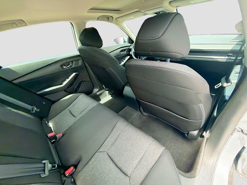 Certified 2023 Honda Accord EX image 28