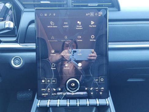 New 2026 GMC Terrain Denali image 28