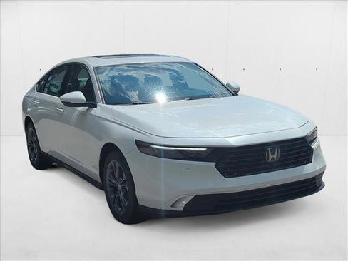 New 2025 Honda Accord EX-L image 3