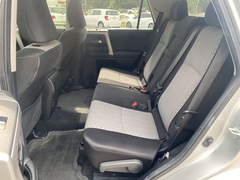 Used 2014 Toyota 4Runner SR5 image 5