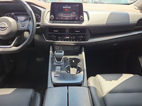 Used 2023 Nissan Rogue SV w/ SV Premium B Package FWD image 22
