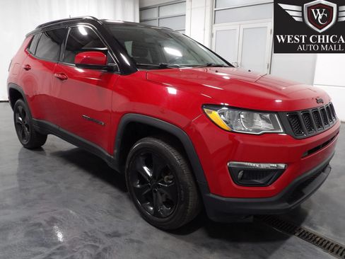 Used 2019 Jeep Compass Latitude AWD/4WD image 1