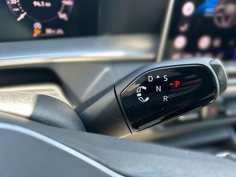 New 2026 Volkswagen Tiguan SE AWD/4WD image 20