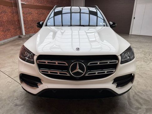 Used 2023 Mercedes-Benz GLS 580 4MATIC image 8