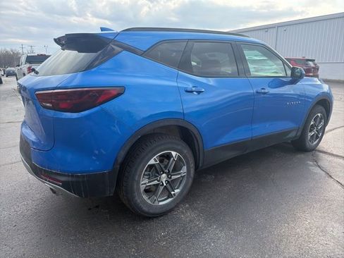 Used 2024 Chevrolet Blazer LT w/ Convenience Package image 3